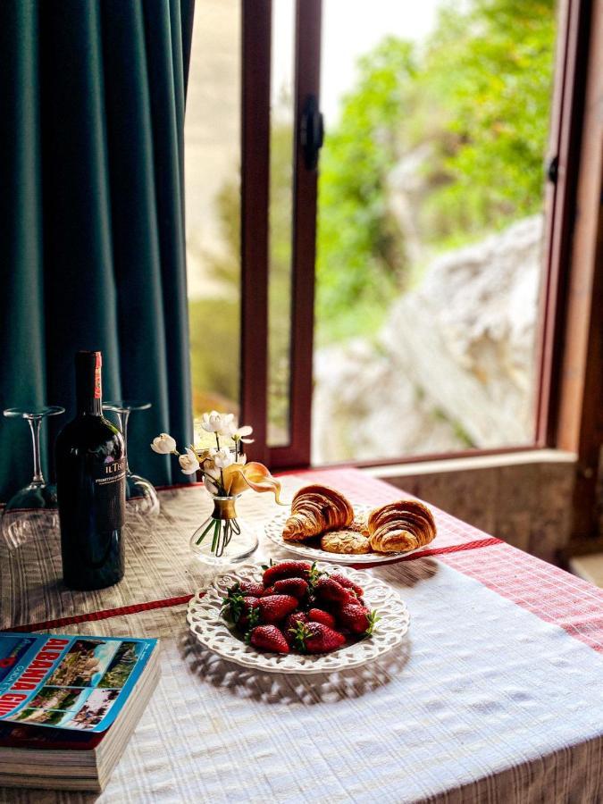Hotel Iliria Canaj Eksteriør billede