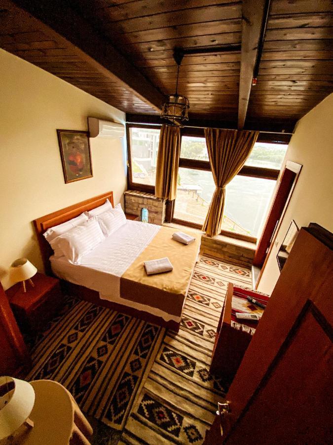 Hotel Iliria Canaj Eksteriør billede